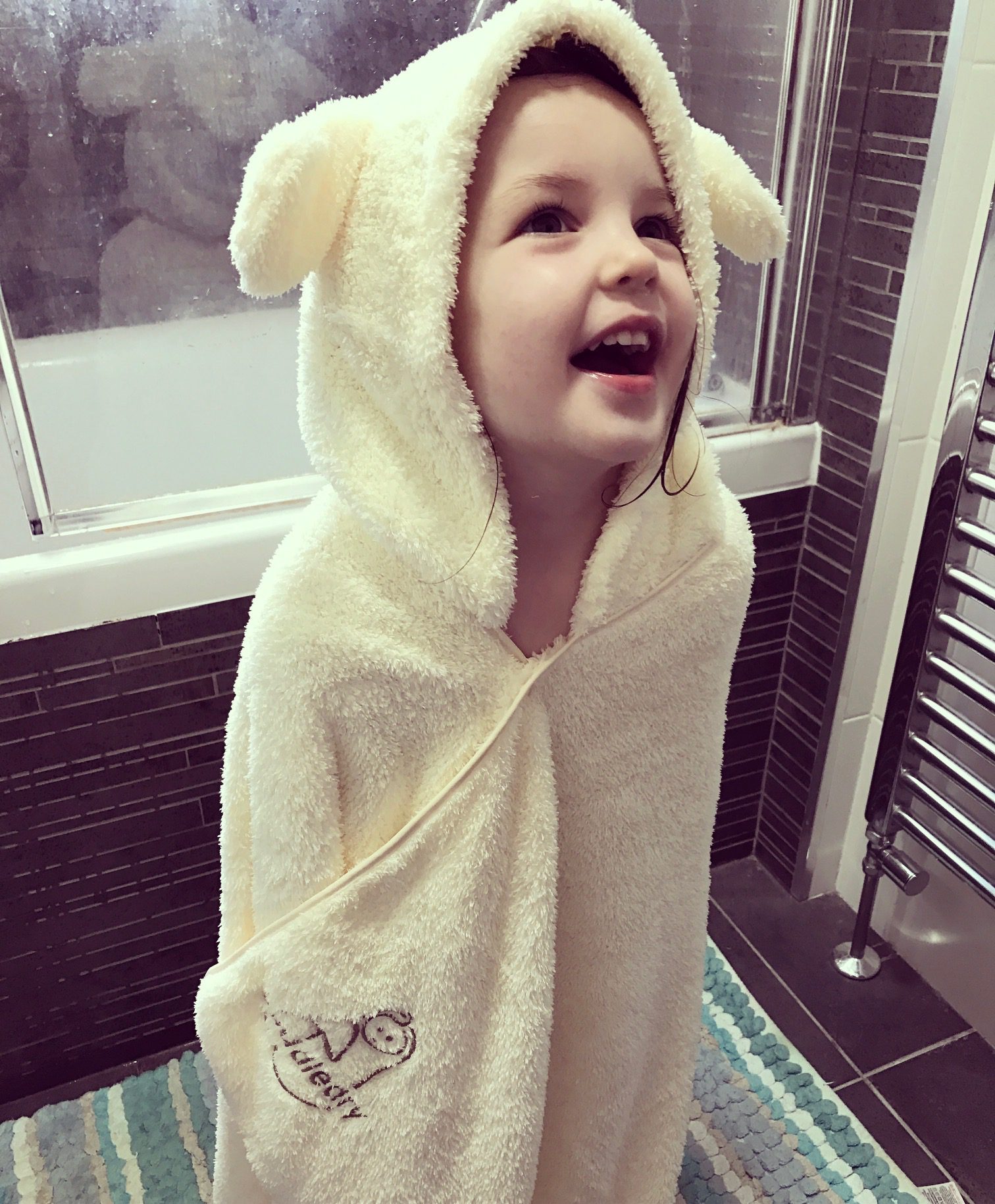 REVIEW – Cuddledry Snuggle Bunny Fun Towel