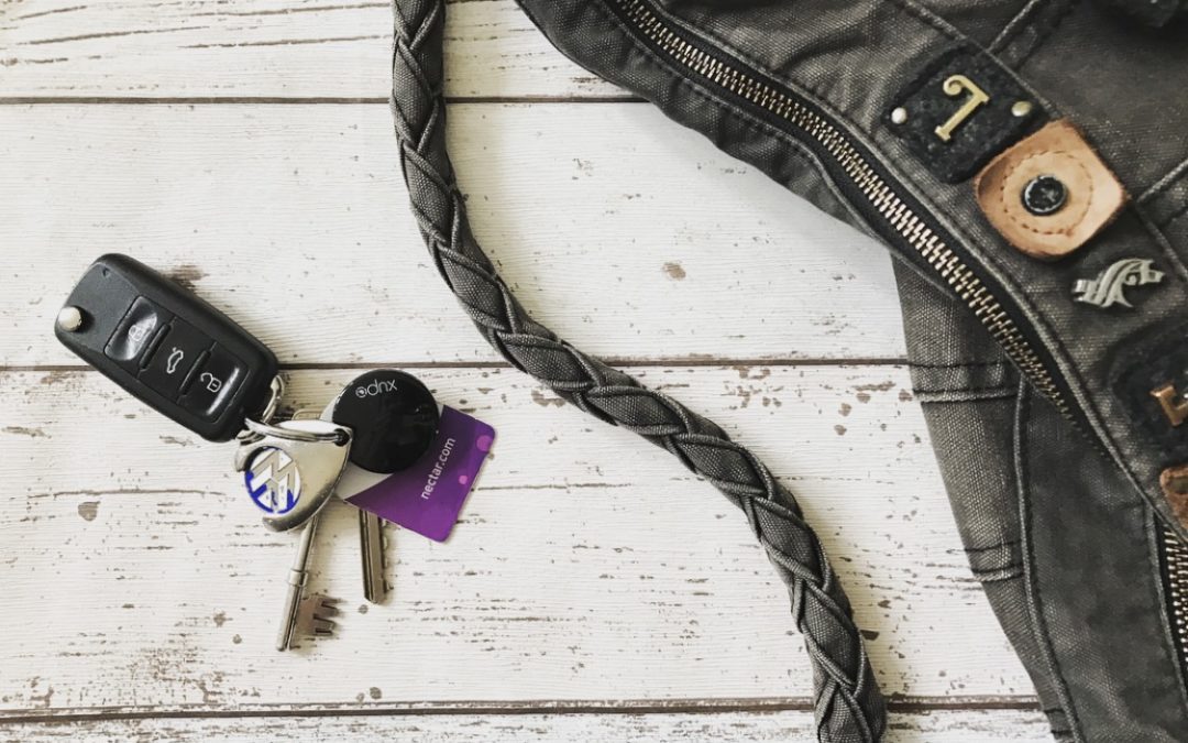 REVIEW & GIVEAWAY – Xupo Smart Bluetooth Key Tracker