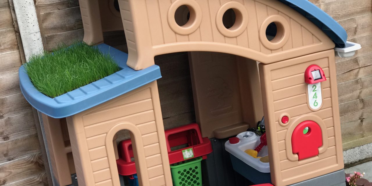 REVIEW – Little Tikes Go Green Playhouse