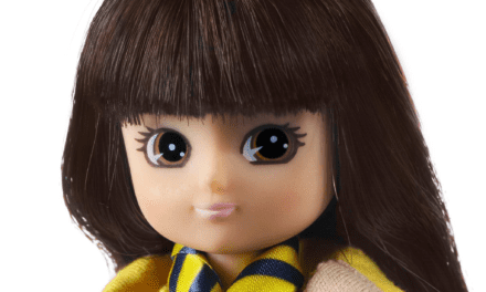 REVIEW & GIVEAWAY – Lottie Brownie Doll