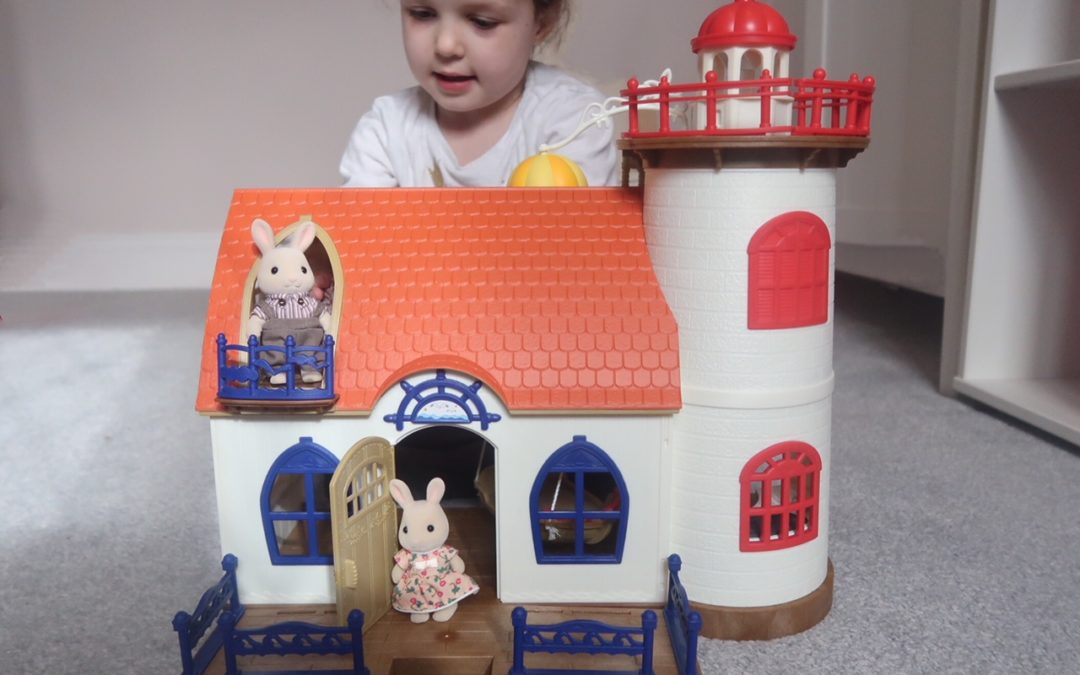 REVIEW – Sylvanian Families Starry Point Lighthouse