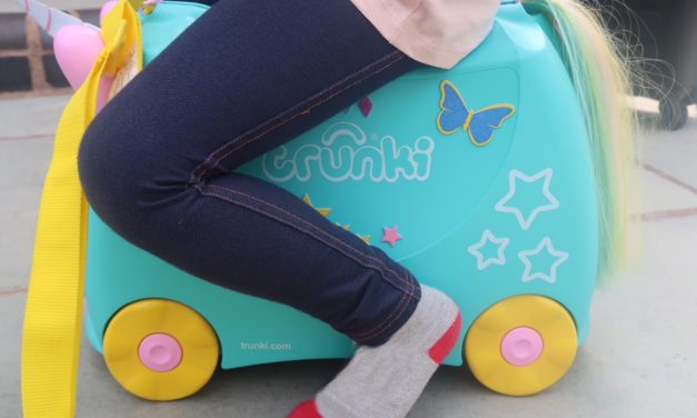 REVIEW & GIVEAWAY – Trunki Ride on Suitcases for Kids