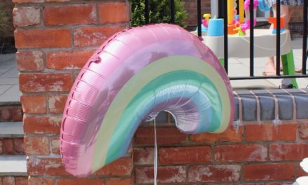 MUM HACKS – Reusing Helium Party Balloons