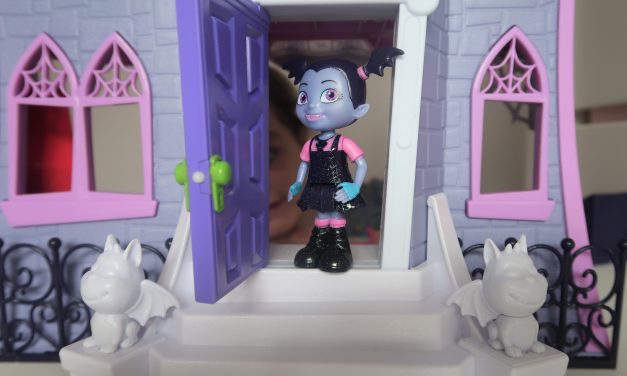 REVIEW – *NEW* Vampirina Toy Collection