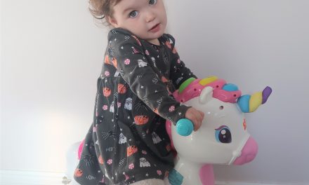 REVIEW – Baby Clementoni Interactive Ride On Unicorn