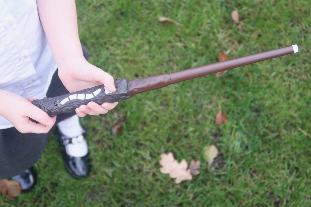 REVIEW - Harry Potter Wizard Training Wands Jakks Pacific - Real Mum ...