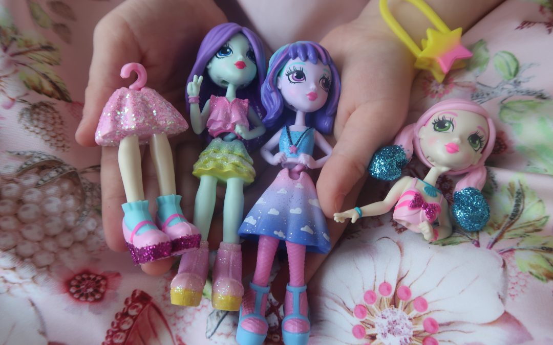 REVIEW – Off the Hook Dolls – Collectible Fashionista Dolls