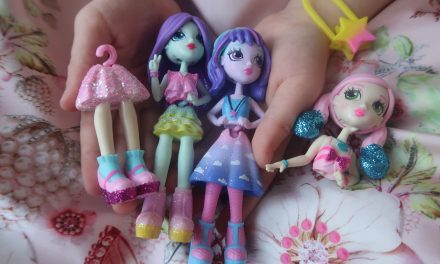 REVIEW – Off the Hook Dolls – Collectible Fashionista Dolls