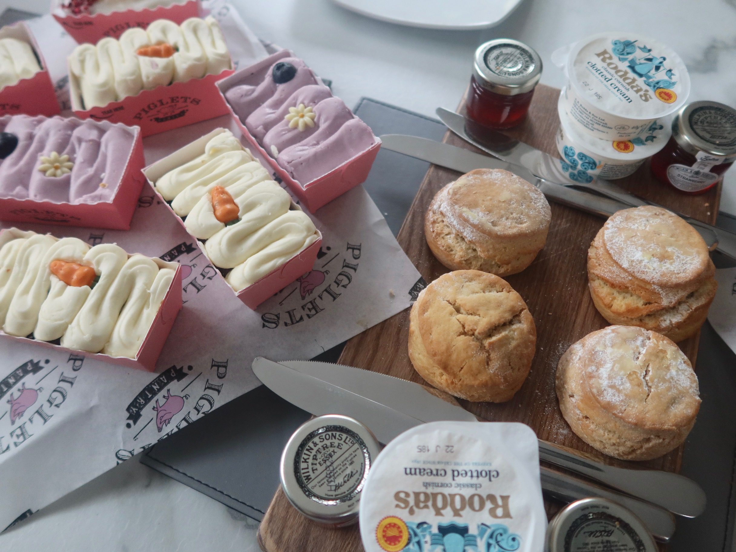 What makes the Perfect Afternoon Tea??