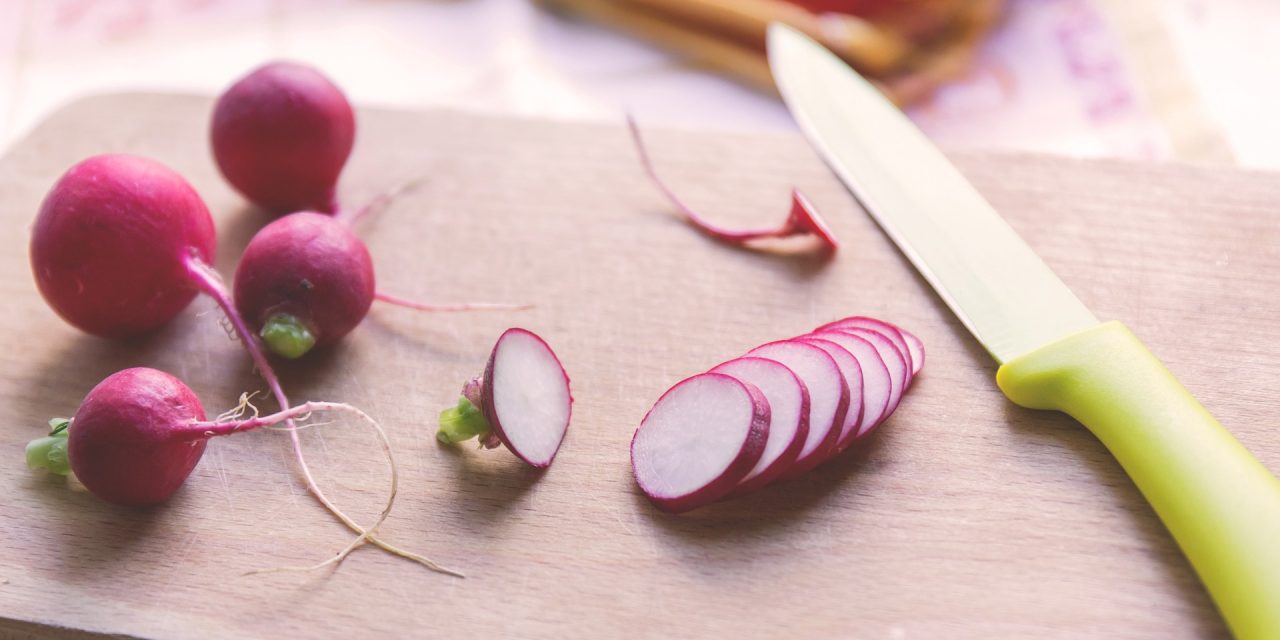 6 Steps to Keeping Wooden Chopping Boards Clean and Hygienic