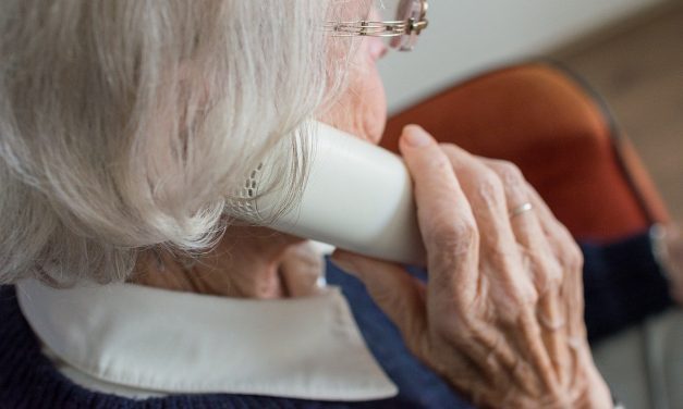 Supporting Elderly Relatives During Lockdown