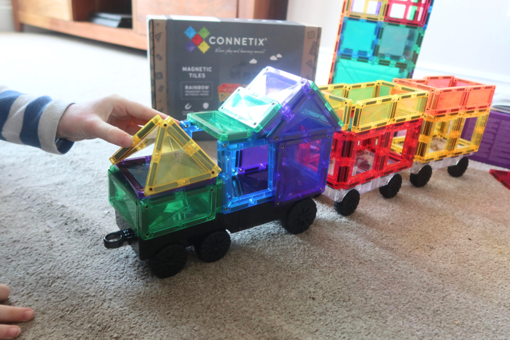 Connetix Magnetic Tiles Rainbow Transport Pack