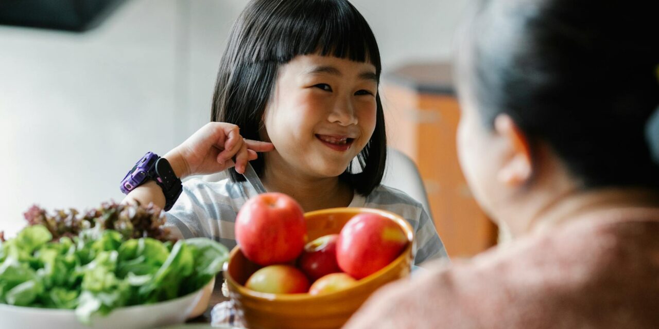 Simple ways that parents can keep updated about food safety